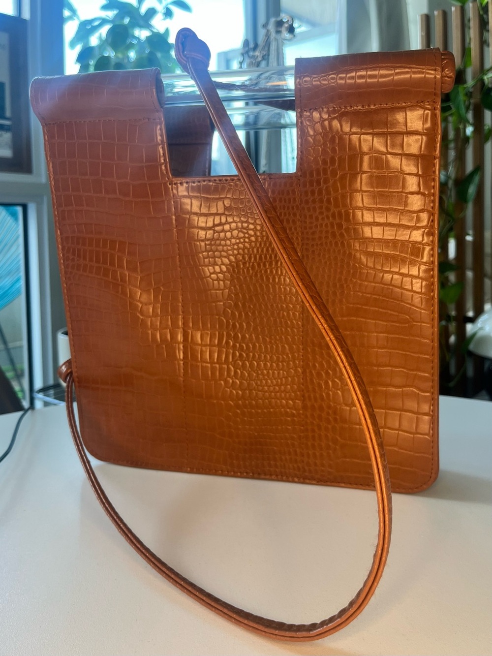 Beis Crossbody Bag Cognac - Like New